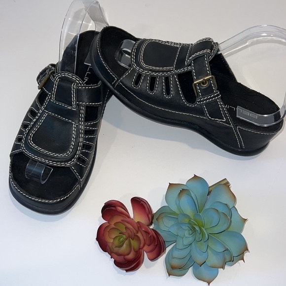 Bellini Womens Navy Leather Chunky Comfy Sandals Size 8.5 New Without Tags - Picture 4 of 12